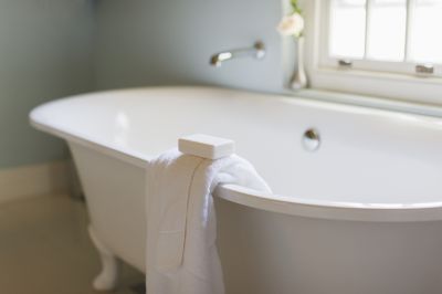 Top Bathtub Installation Companies in North Royalton, OH